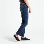 Jean femme Levis 712 read between the line