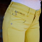 Jean 7-8 éme Freeman T Porter Alexa Cropped magic color jaune