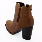 Chaussures Tommy Hilfiger femme type bottes courtes à talons en cuir cognac modèle Jade